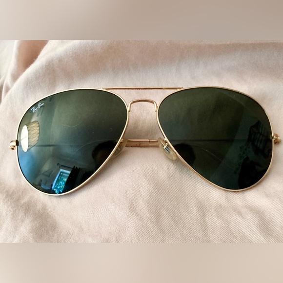 Ray-Ban Gold and Green Aviator Sunglasses RB3025 - Picture 1 of 2